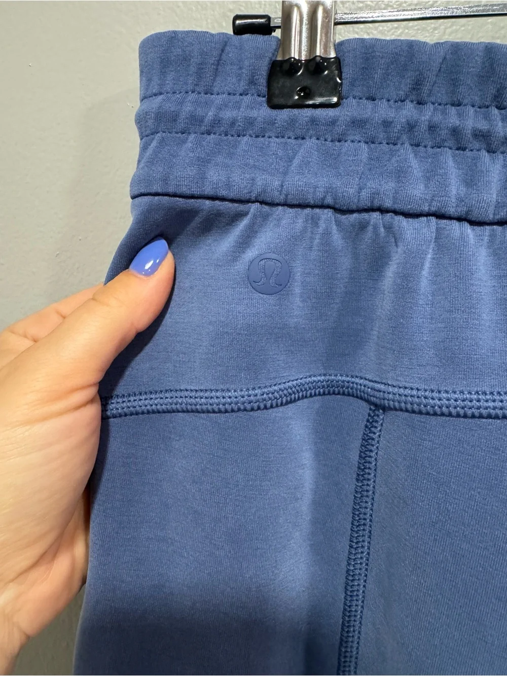 Lululemon Softstreme High-Rise Straight-Leg Cropped Pant in Pitch Blue Size 6